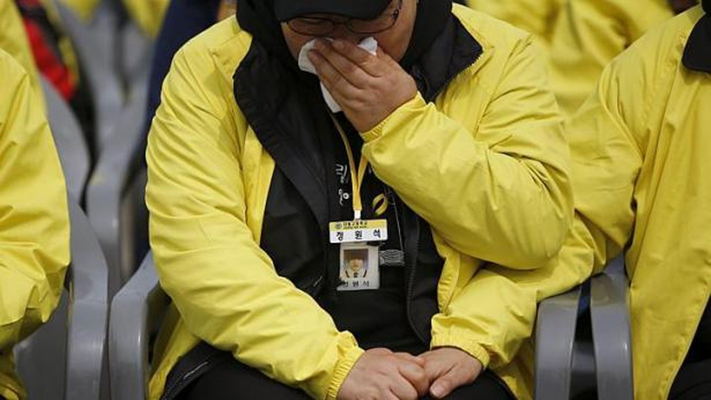 Han Quoc tuong niem mot nam vu chim pha Sewol-Hinh-9